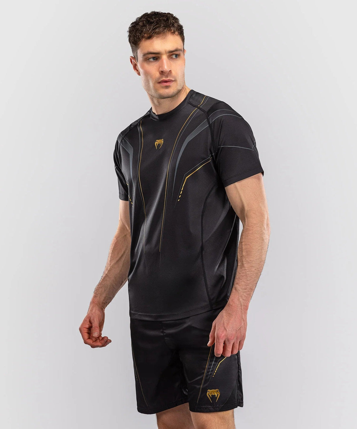 Venum Streamline T-Shirt – Schwarz/Gold, VENUM-06297-126