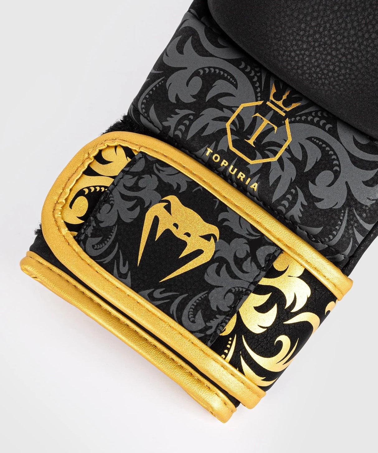 Venum MMA Sparring Gants Topuria inégalé, noir / or - Venum-05580-126