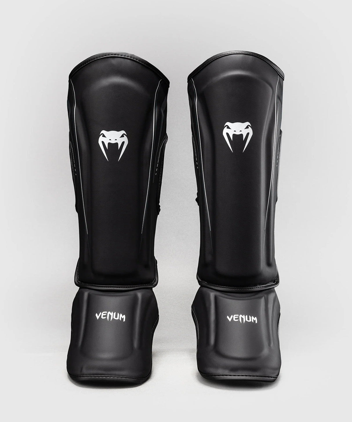 Venum Streamline Shin Guards - Black/White, VENUM-06305-108