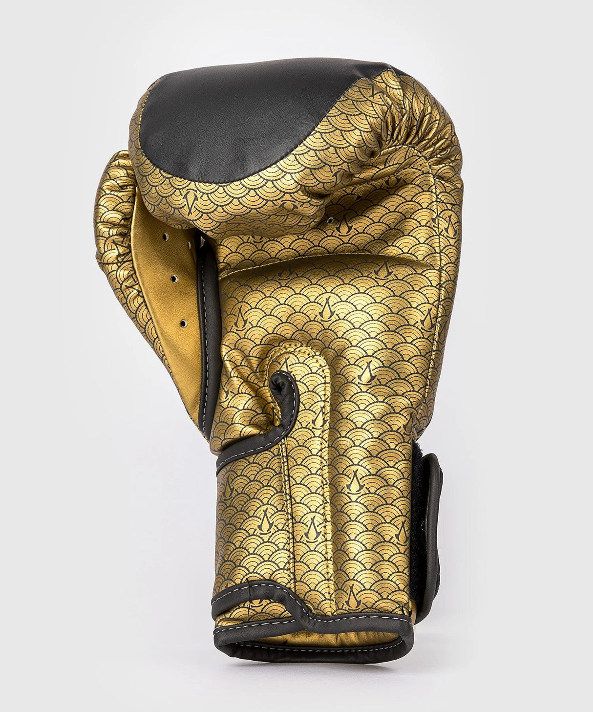 Venum x Assassin’s Creed Shadows Boxing Gloves – Gold, VENUM-05679-126