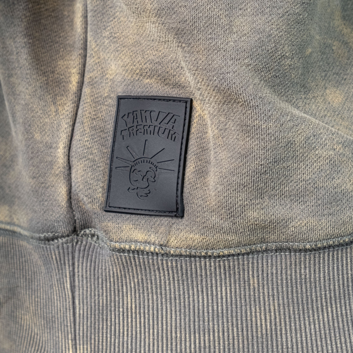 Sweat à capuche Yakuza Premium - gris olive, 3723G