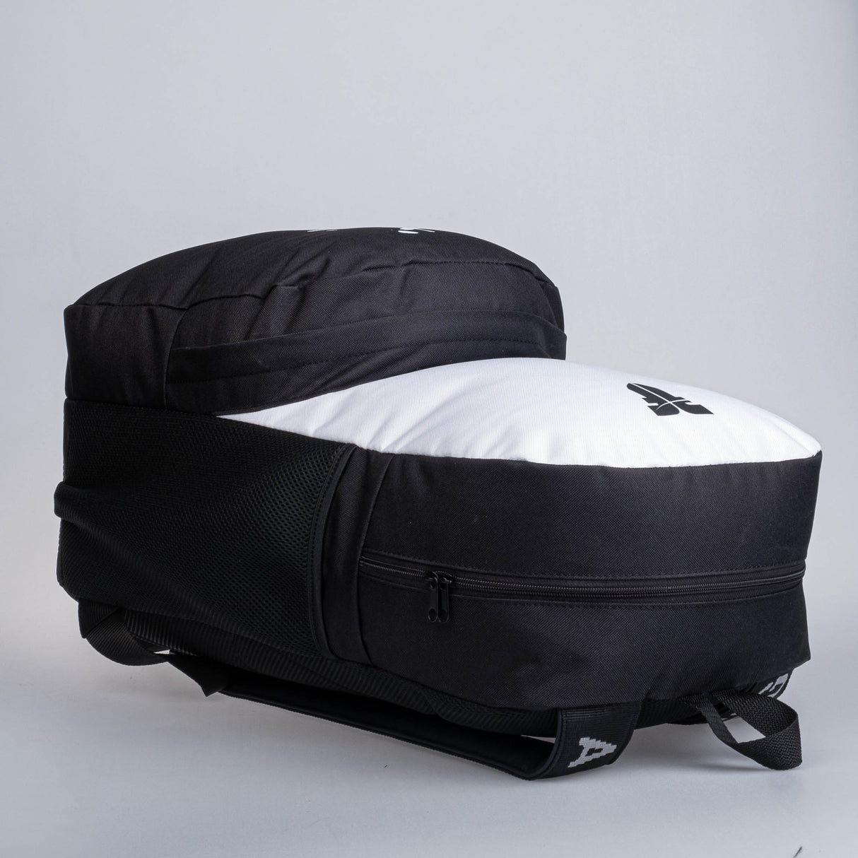 Fighter-Rucksack groß – Bushido – weiß, FFBP-03