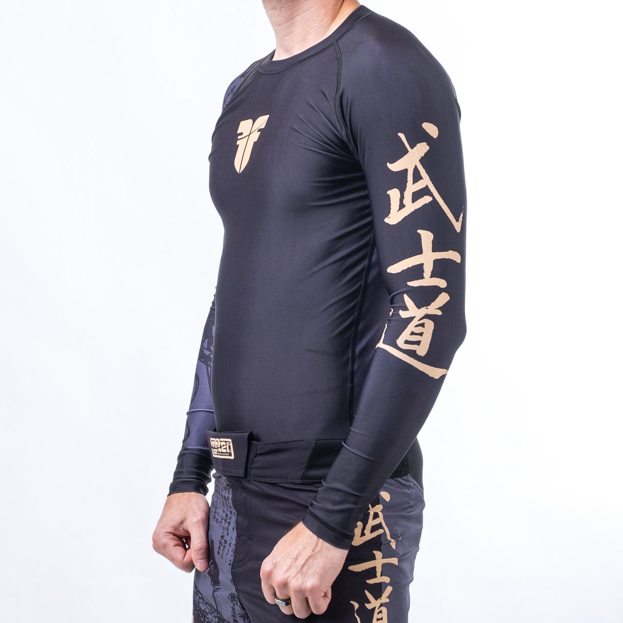 Rashguard de combat Samurai à manches longues - noir/or, FRSG-SAM-01-LS
