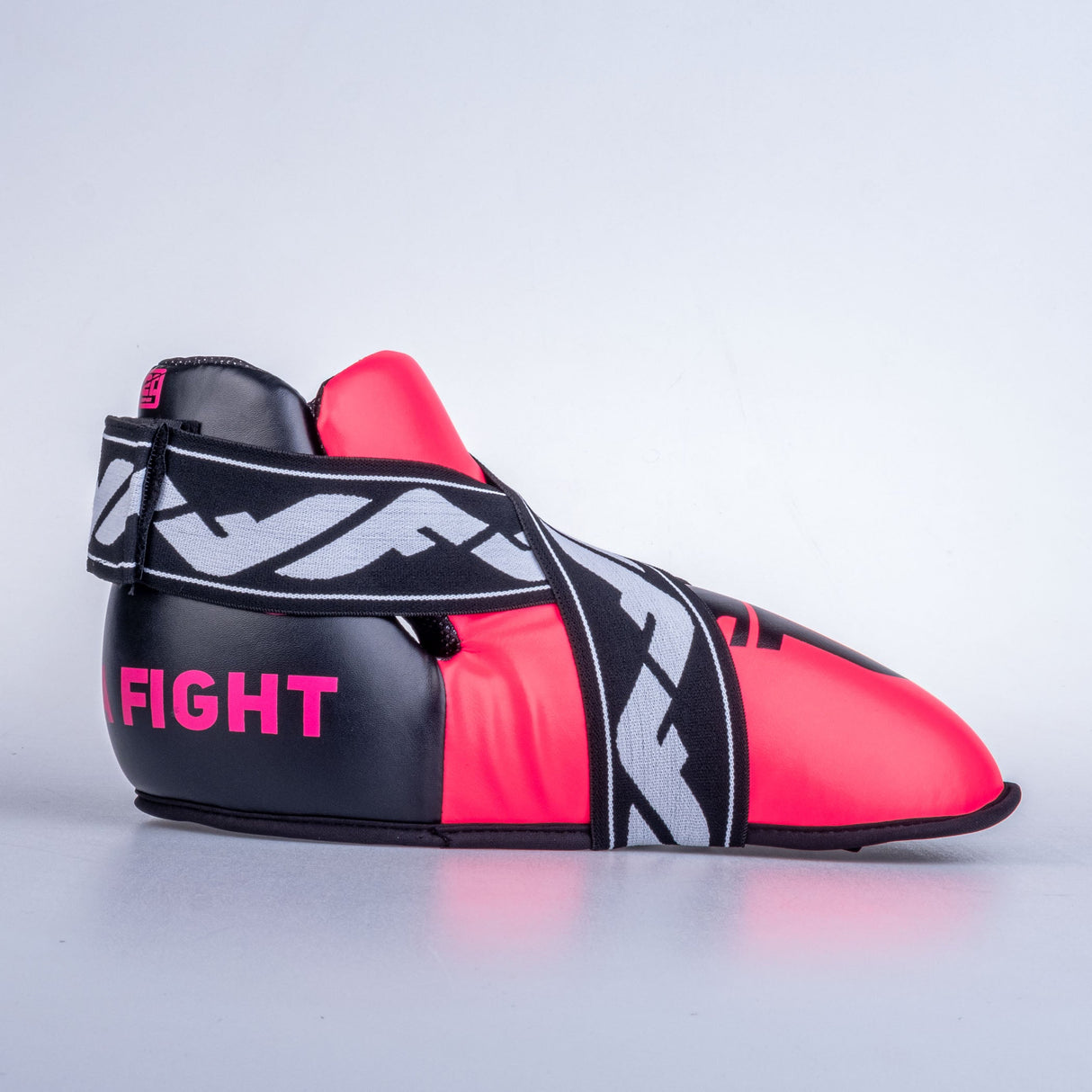 Fighter Fußschützer – schwarz/rosa, JE1455-WRD-0207