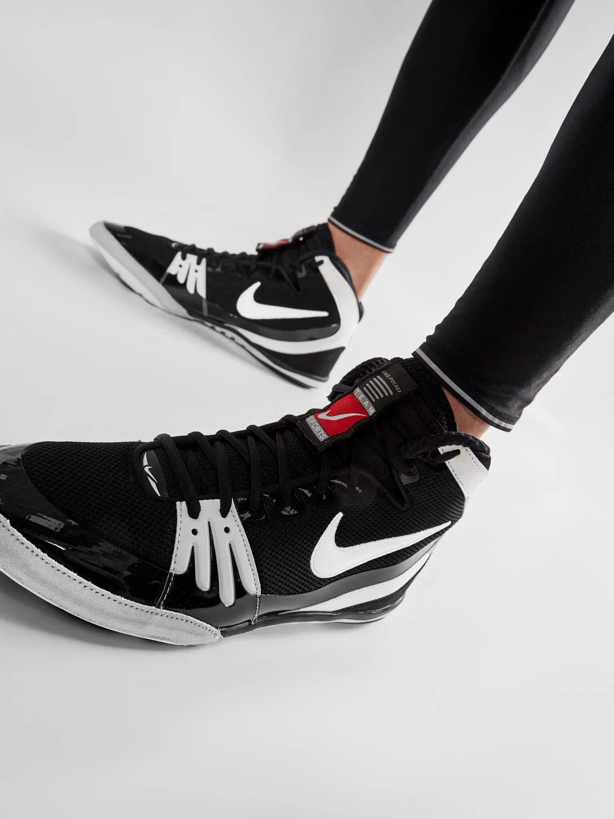 Chaussures de lutte Nike Freek – Noir/Blanc, 316403011