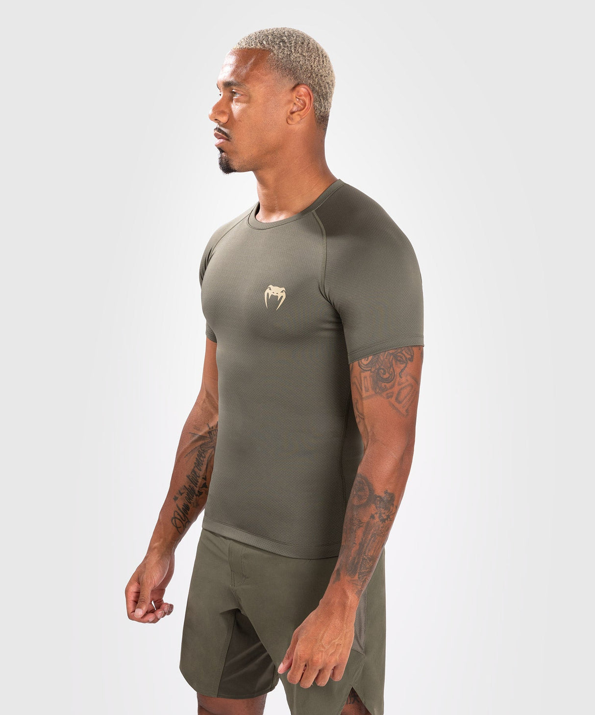 Rashguard à manches courtes Venum Contender - kaki, VENUM-05160-015