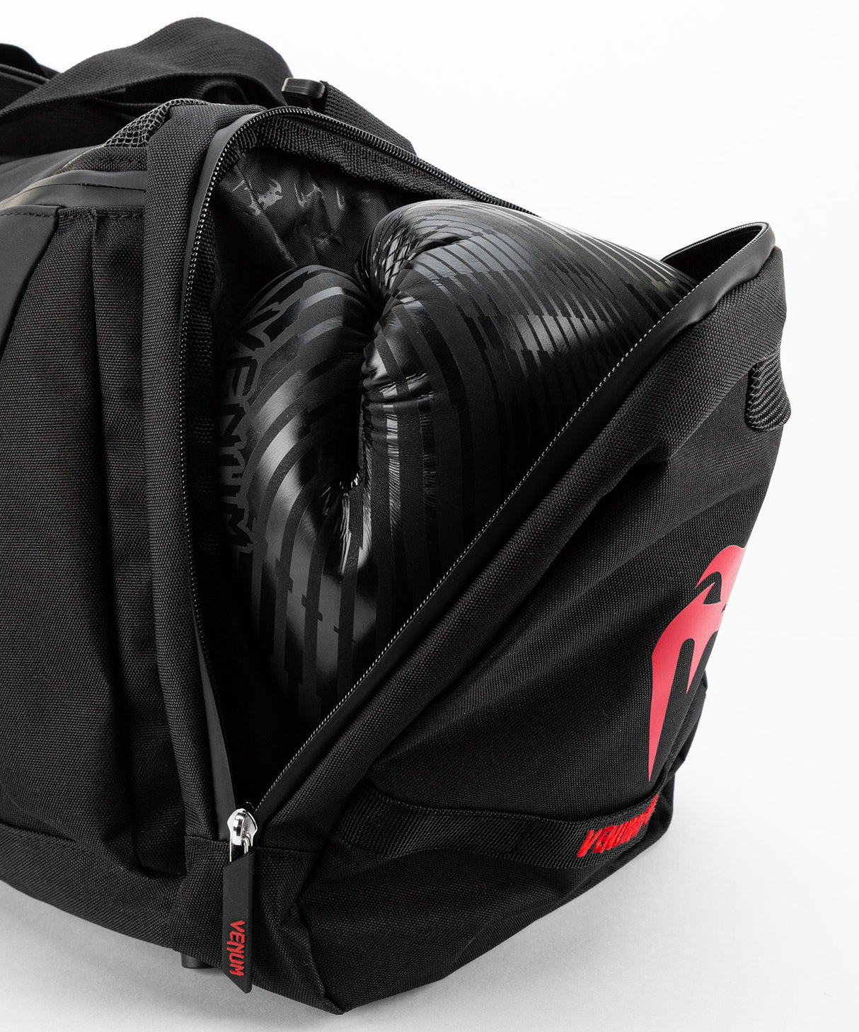 Venum Trainer Lite Evo Sports Bag - Black/Red