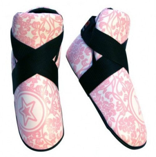 Top Ten Kicks - 3068 chicas, 3068 chicas