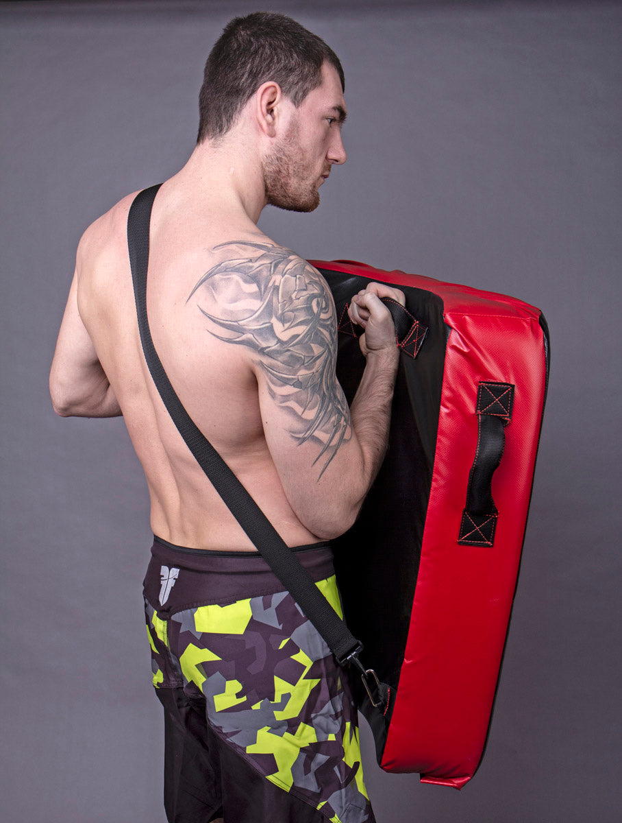 Bouclier de frappe/coup de pied de combattant - noir/rouge, FKPS-01