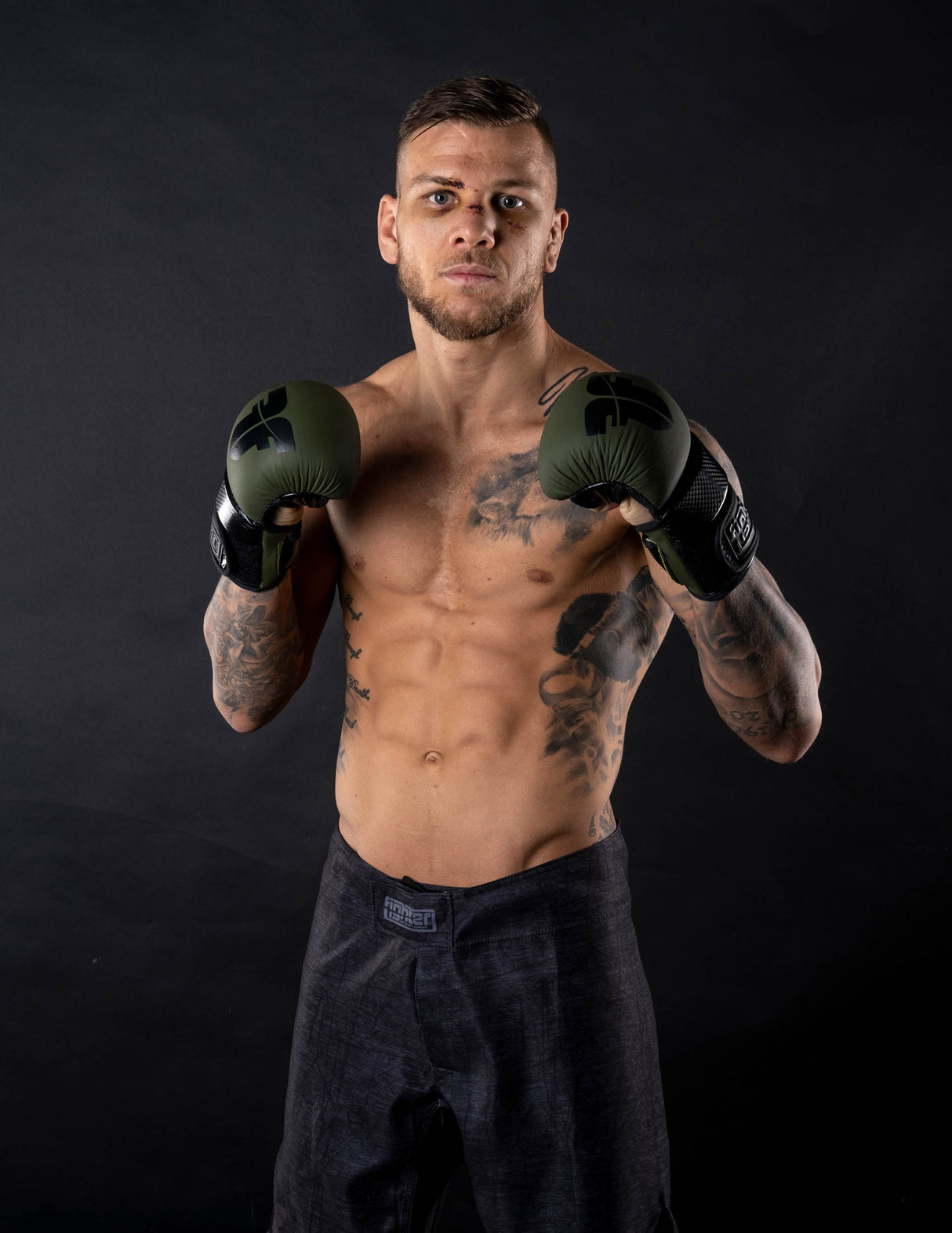 Short Fighter MMA - Life is a Fight - gris, FSHM-12