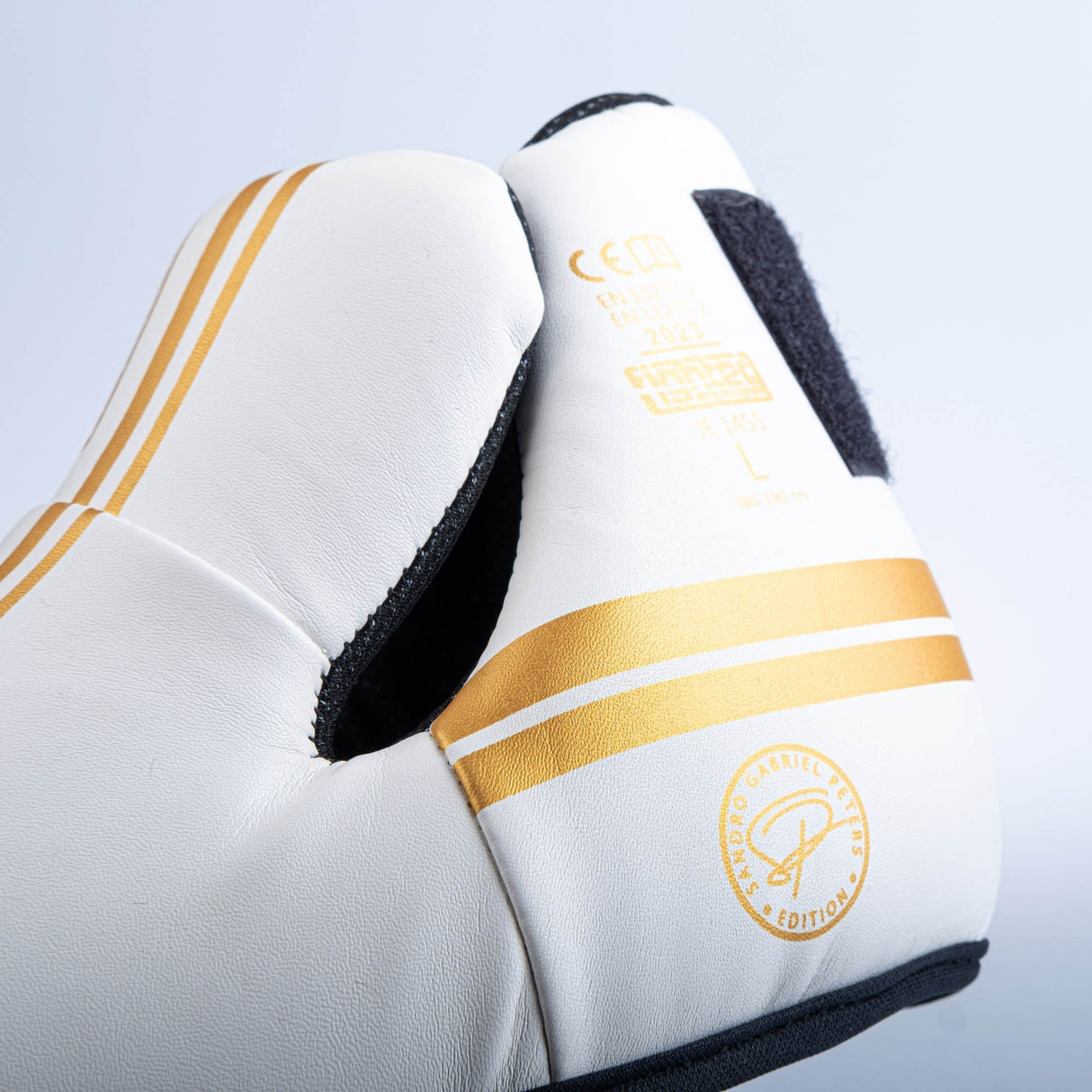 Fighter Foot Gear Stripe - Édition SGP - blanc/or