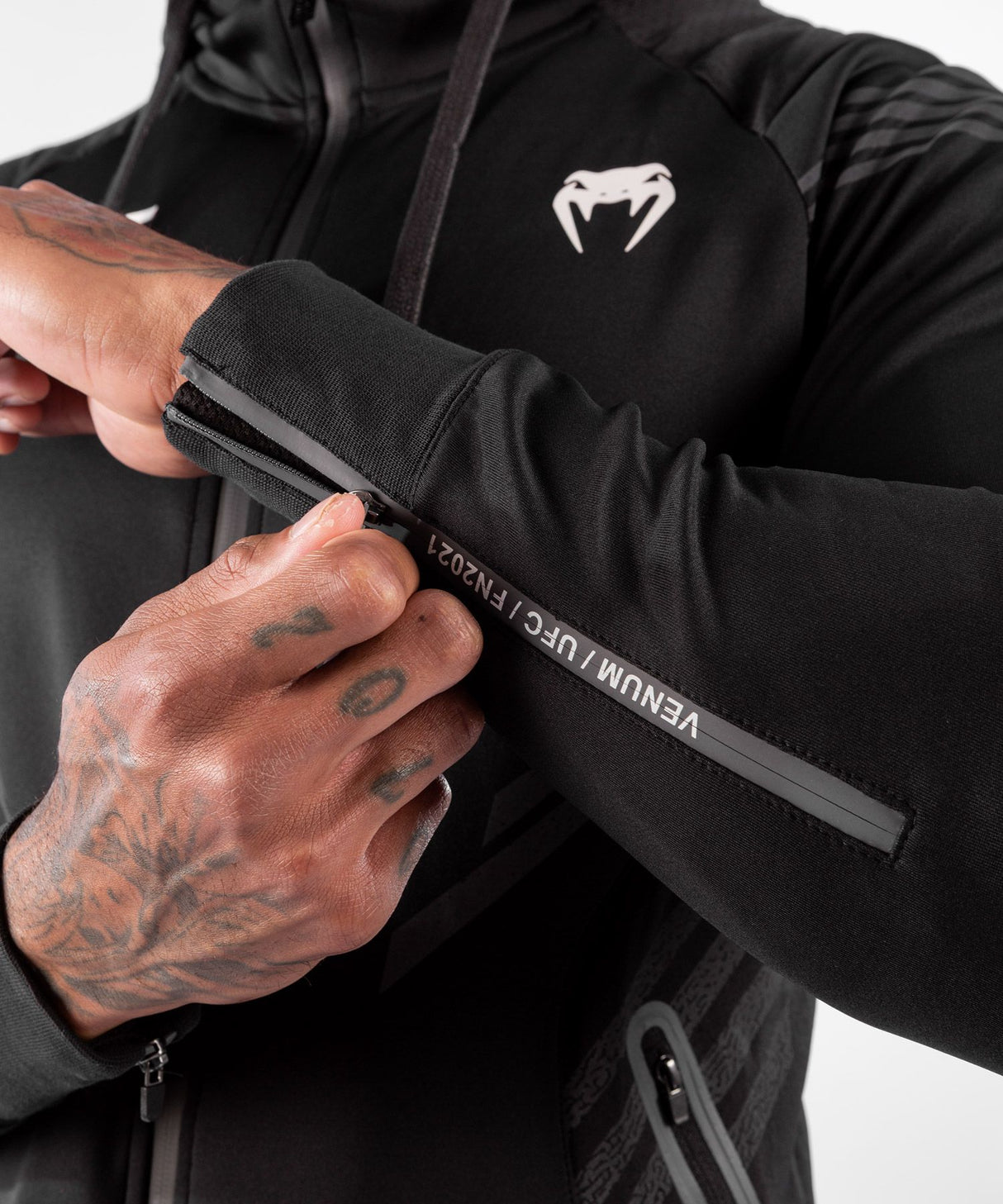 Sweat à capuche Venum UFC Authentic Fight Night - noir