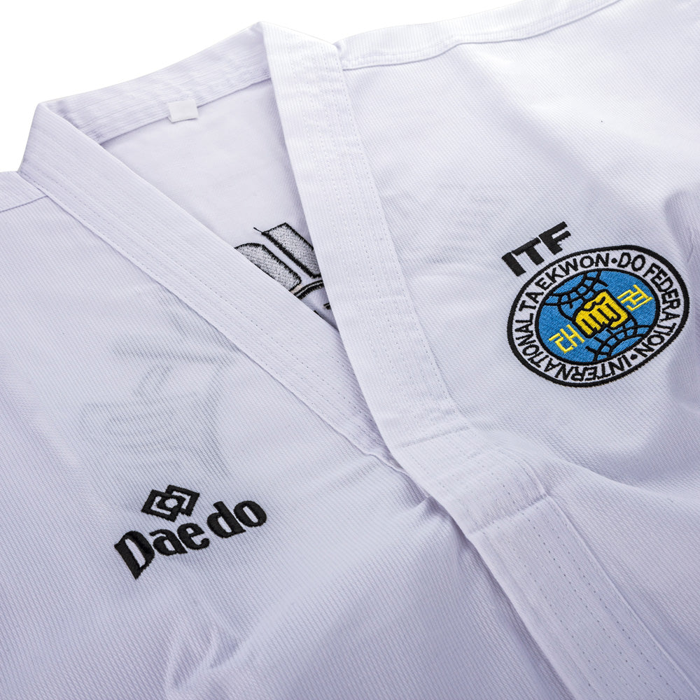 Daedo ITF dobok student Silver, TA10812-B