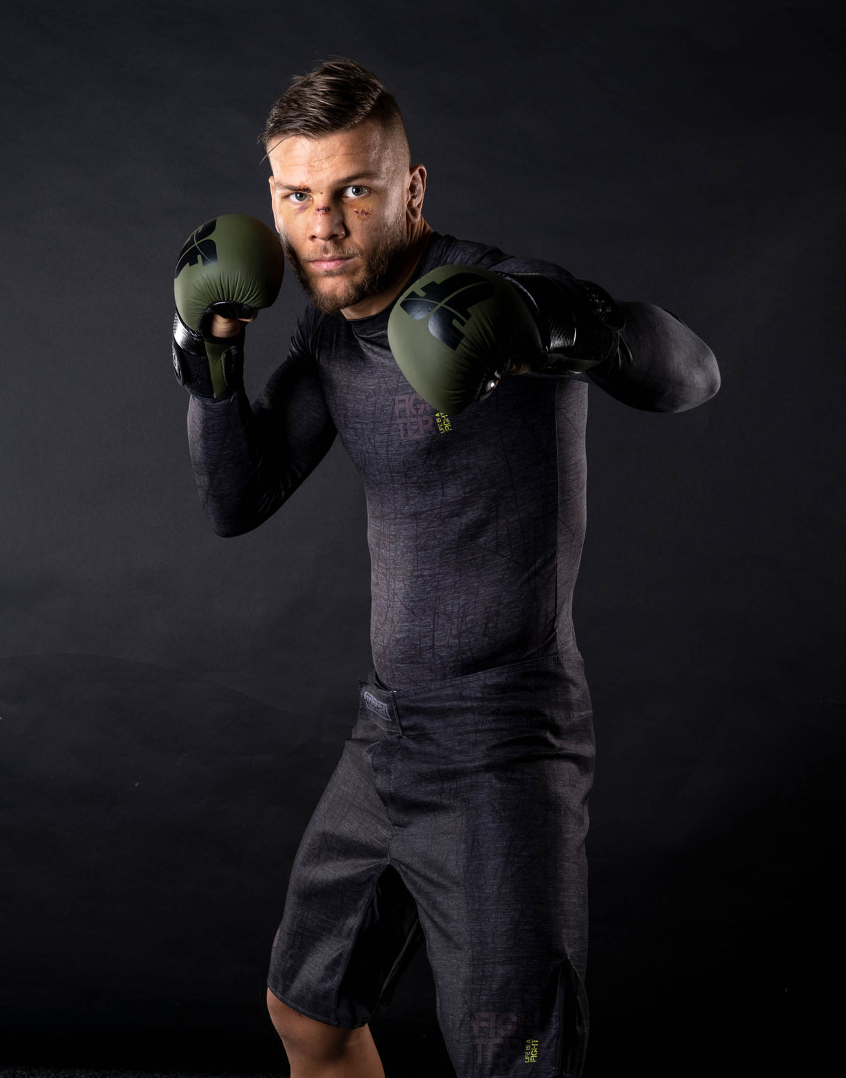 Short Fighter MMA - Life is a Fight - gris, FSHM-12