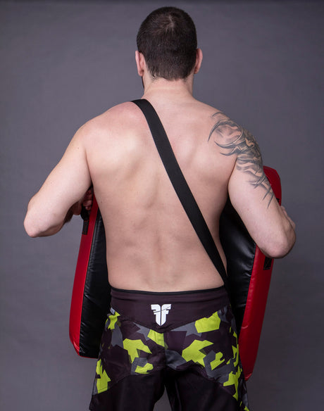 Fighter Kicking/Punching Shield - black/red, FKPS-01