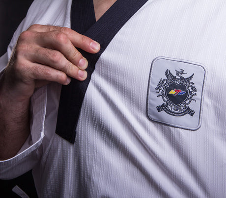 Uniforme de Poomsae de Adidas, aditpam01