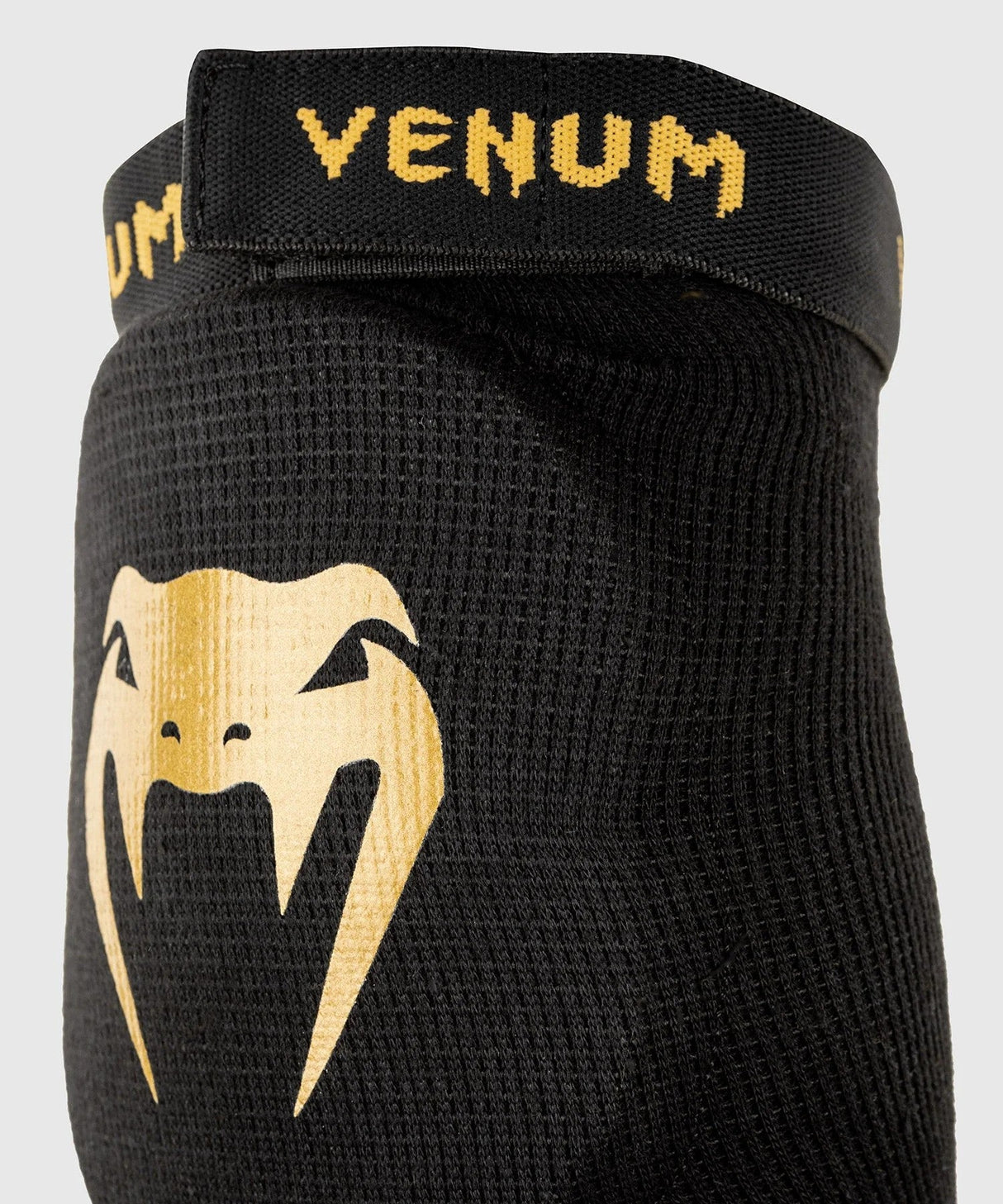 Venum Kontact Elbow Guards - black/gold, VENUM-0482-126