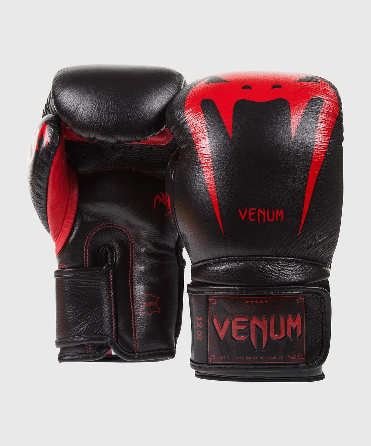 Venum Giant 3.0 boxing gloves – black/Devil, EU-VENUM-2055