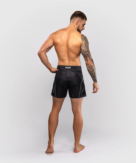Venum Streamline Fight Shorts – Black/White, VENUM-06299-108