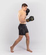 Venum Streamline Fight Shorts – Black/Gold, VENUM-06299-126