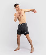 Venum Stealth Fight Shorts – Schwarz/Weiß, VENUM-06269-108
