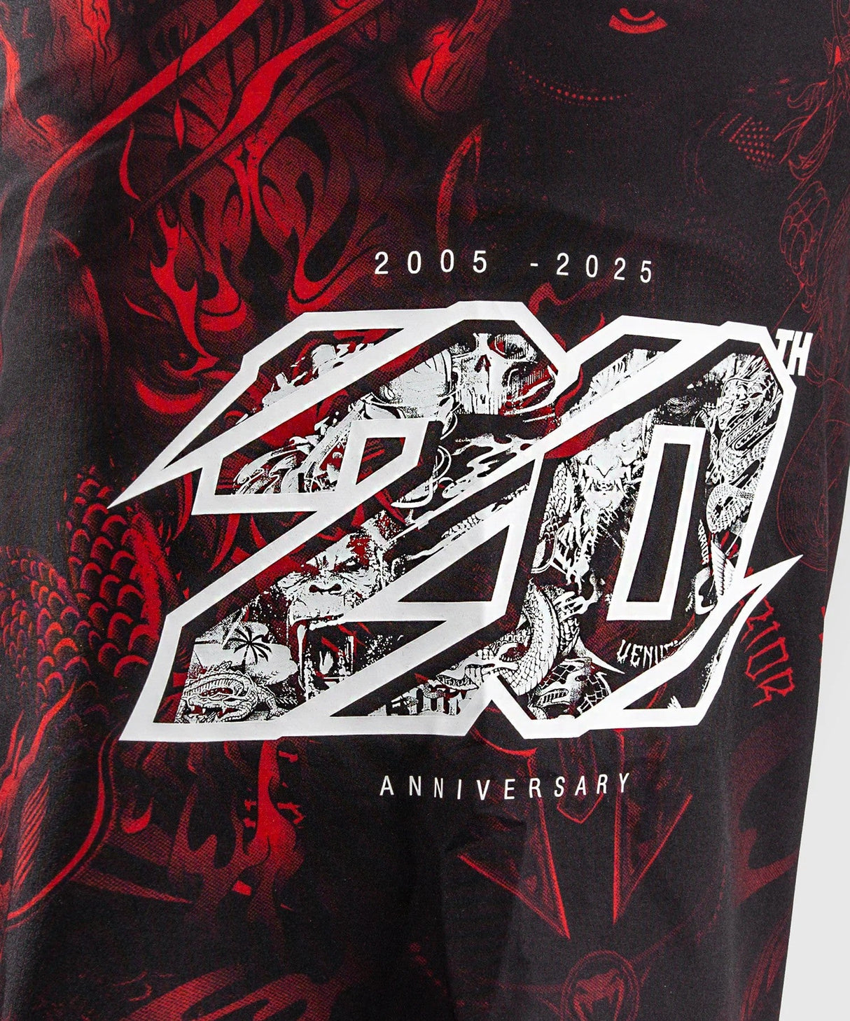 Venum 20th Anniversary Fight Shorts - black/red, VENUM-06102-100