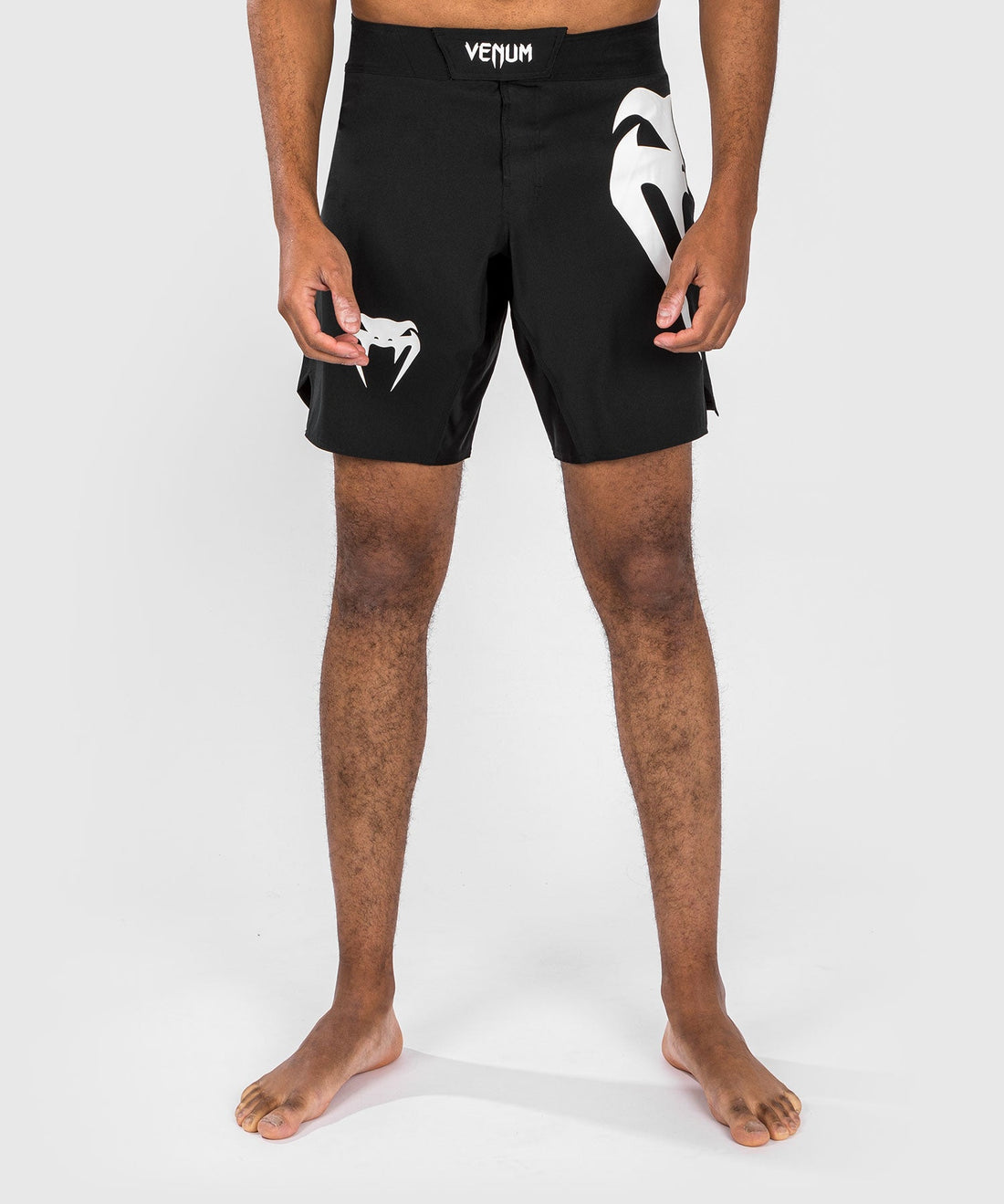 Venum Light 5.0 MMA Shorts - black/white, VENUM-05103-108