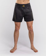 Venum Streamline Fight Shorts – Black/Gold, VENUM-06299-126
