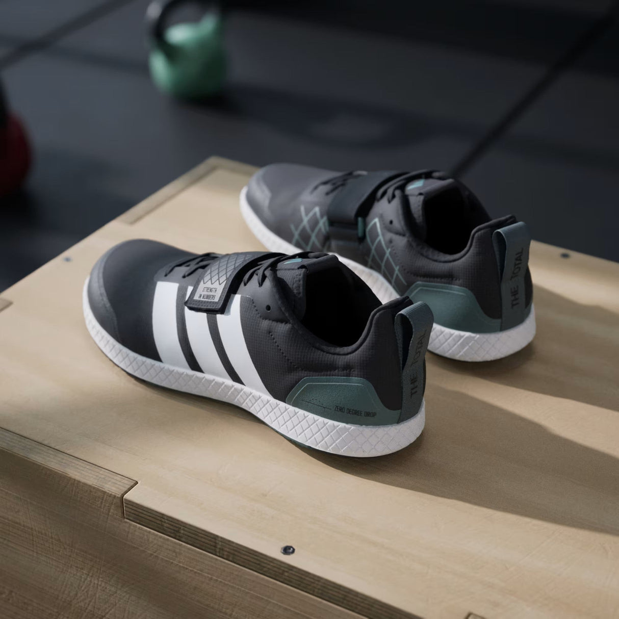 Adidas The Total – Gewichtheberstiefel, JP9870