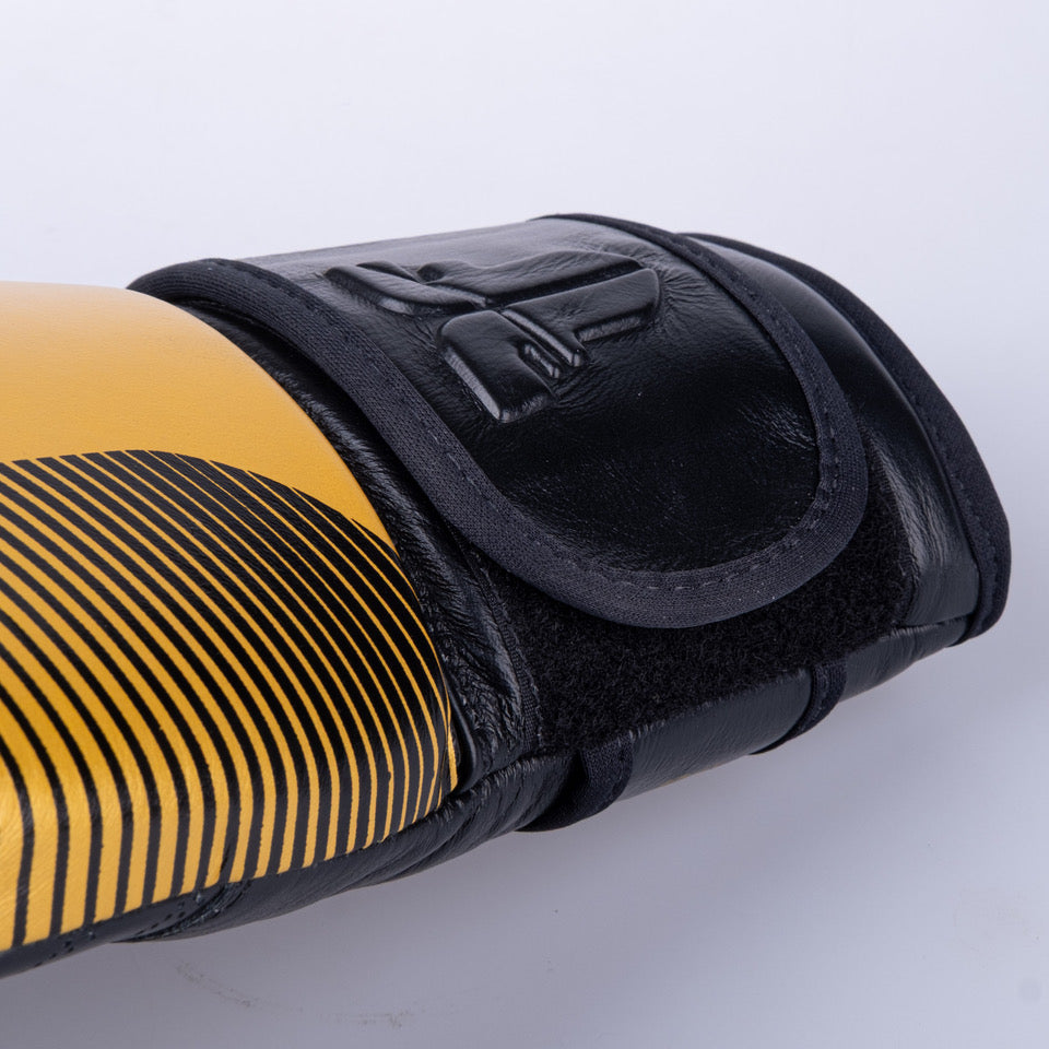 Fighter Pro Boxing Gloves – gold/black, FBG-PRO-005