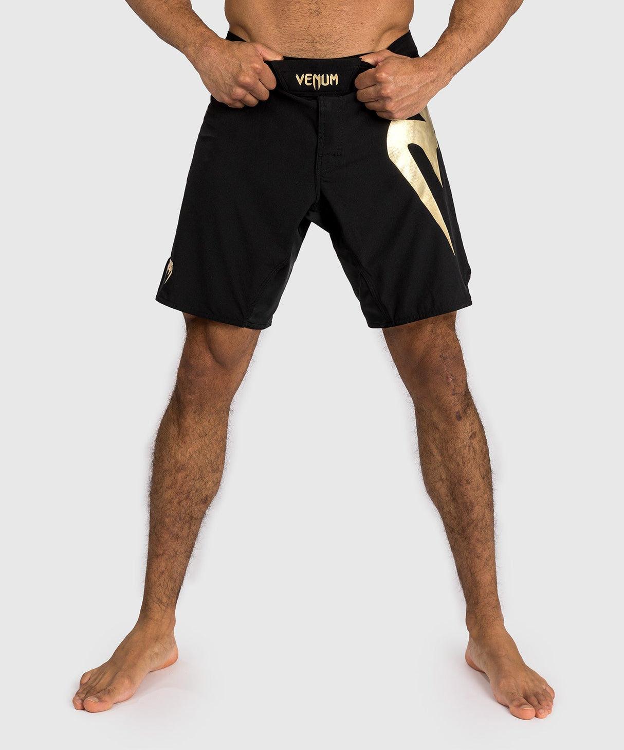 Venum Light 5.0 MMA Shorts-Negro/Oro, Venum-05103-126