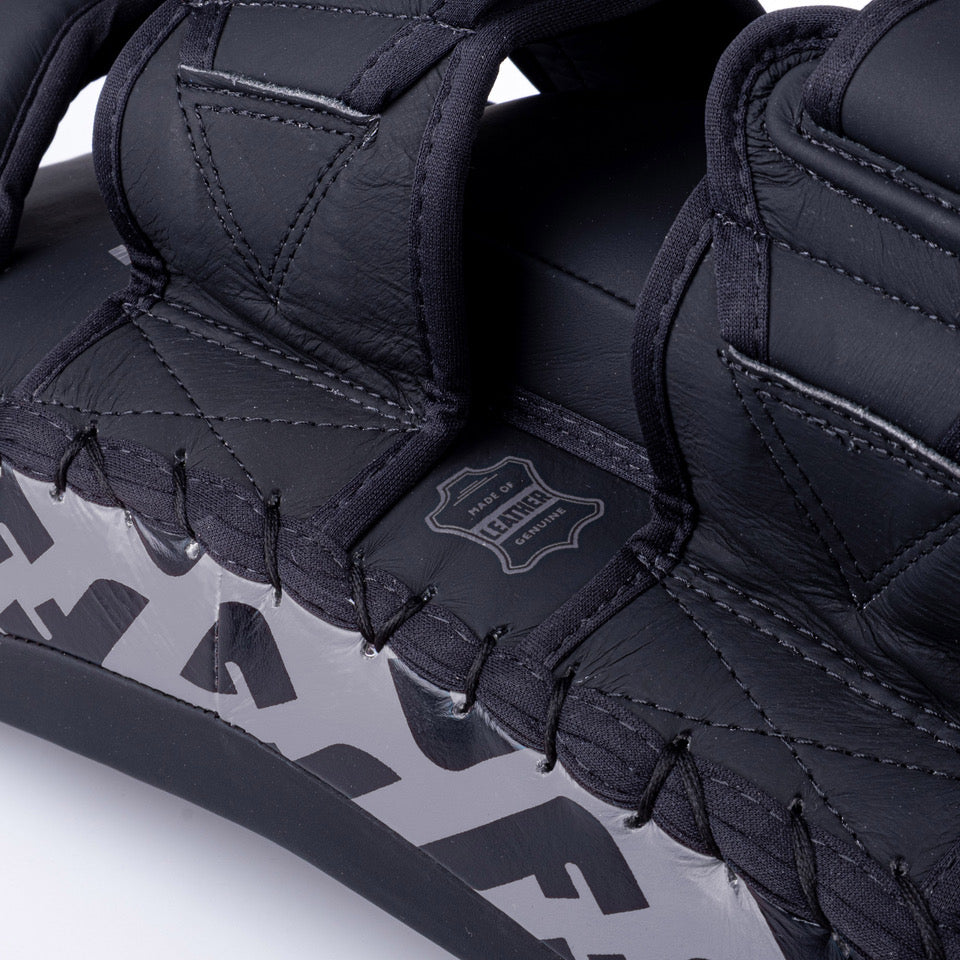 Fighter Thai Mitts – black/grey, FTP-001-09F