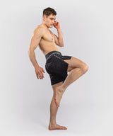 Venum Stealth Fight Shorts – Schwarz/Weiß, VENUM-06269-108