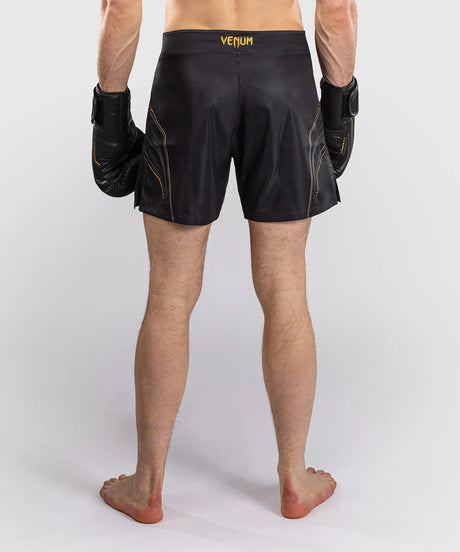 Venum Streamline Fight Shorts – Black/Gold, VENUM-06299-126