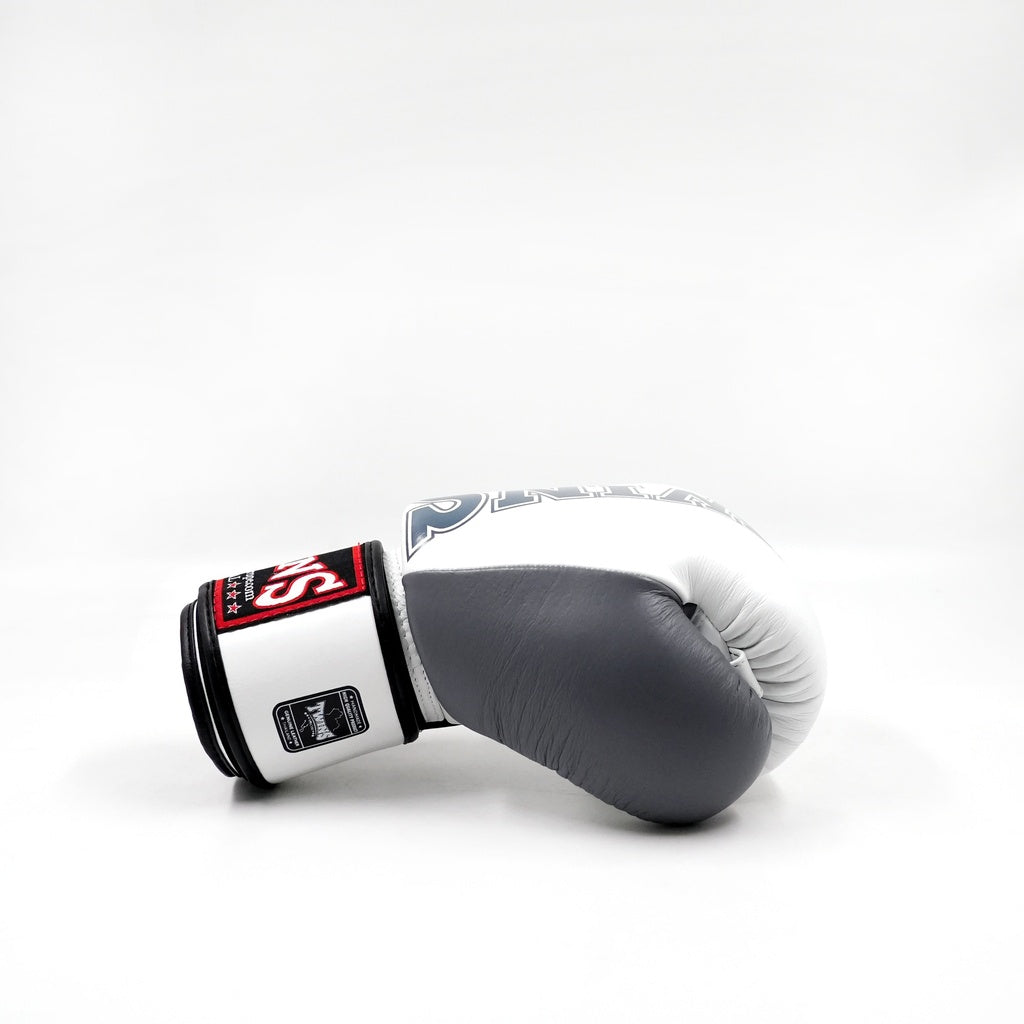 Twins Special Boxhandschuhe – Weiß/Grau, BGVL-8