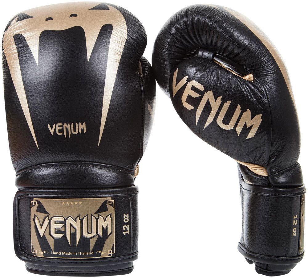 Guantes de boxeo de Venum Giant 3.0-Negro/Oro, EU-Venum-2055