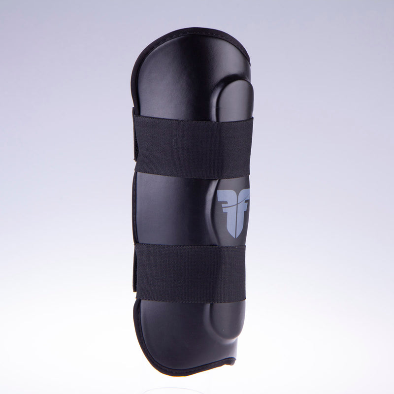 Shin Guard Fighter Ergo - black, FSG-001B