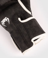 Venum boxing gloves GLDTR 4.0- black/white