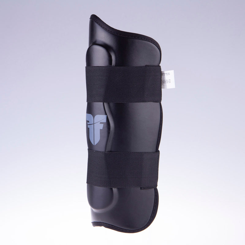 Shin Guard Fighter Ergo - black, FSG-001B