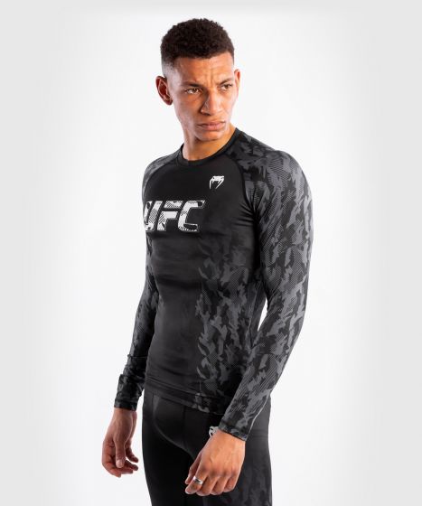Venum UFC Rashguard Authentic Fight Week - schwarz 