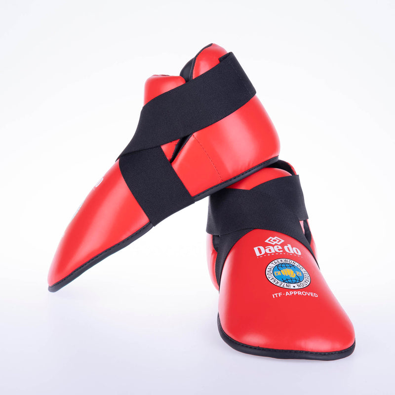 Footwear Daedo ITF - red, PRITF2022