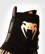 Venum Elite boxing shoes - black/gold