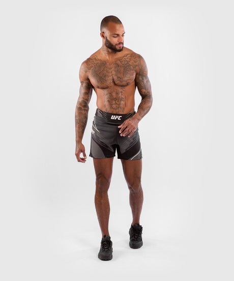 Venum MMA Shorts UFC Authentic Fight Night - schwarz