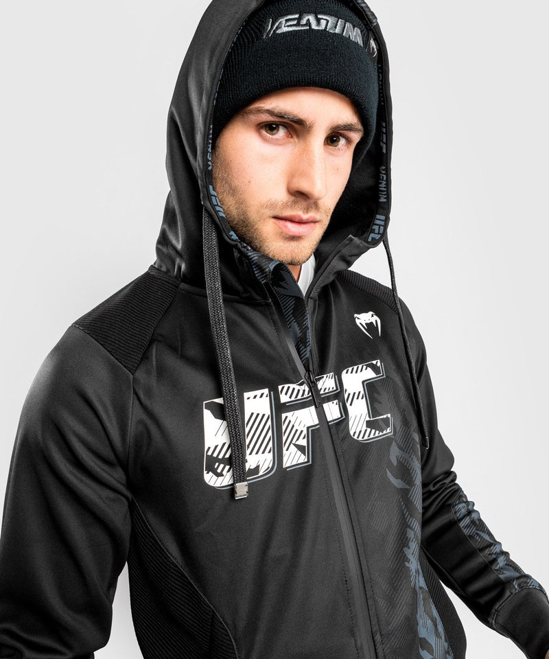 Venum UFC Zip Hoodie Authentic Fight Week - black