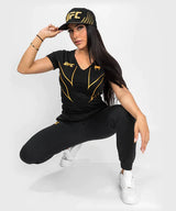 Venum UFC Fight Night 2.0 Replica T-Shirt - Champion - schwarz/gold