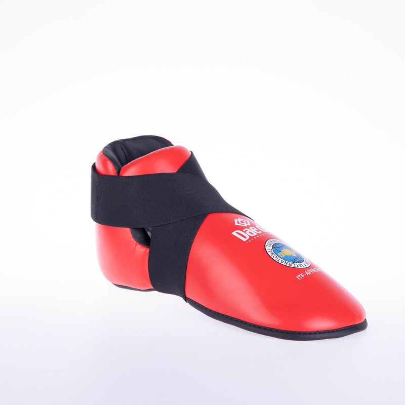 Footwear Daedo ITF - red, PRITF2022