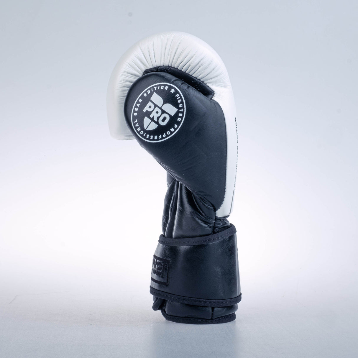 Fighter Boxhandschuhe Pro - weiß, FBG-PRO-001