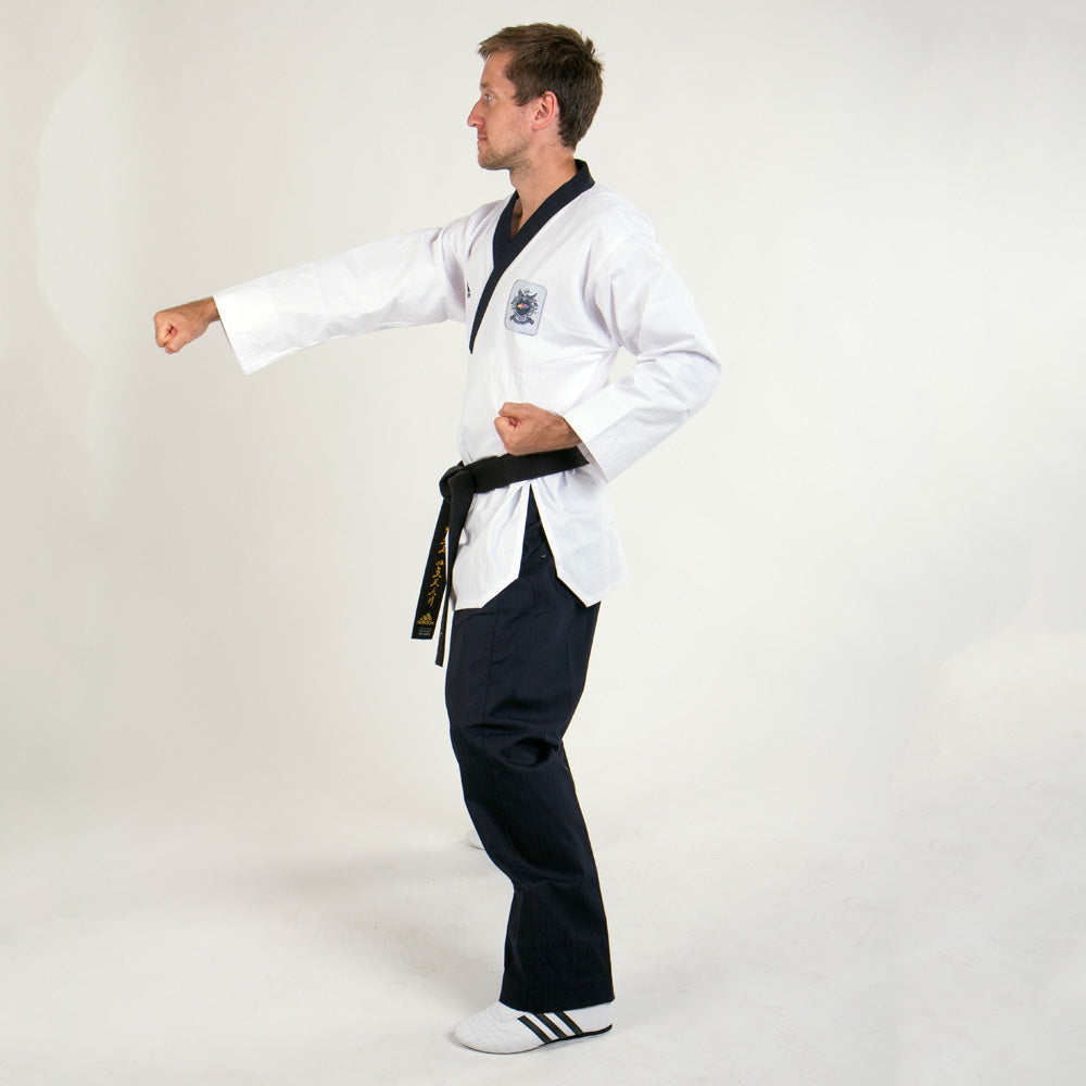 adidas Poomsae Uniform fur Damen ADITPAM01