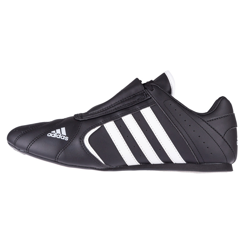 adidas Martial Arts Shoes III, ADITSS03_KR – Fighters Europe