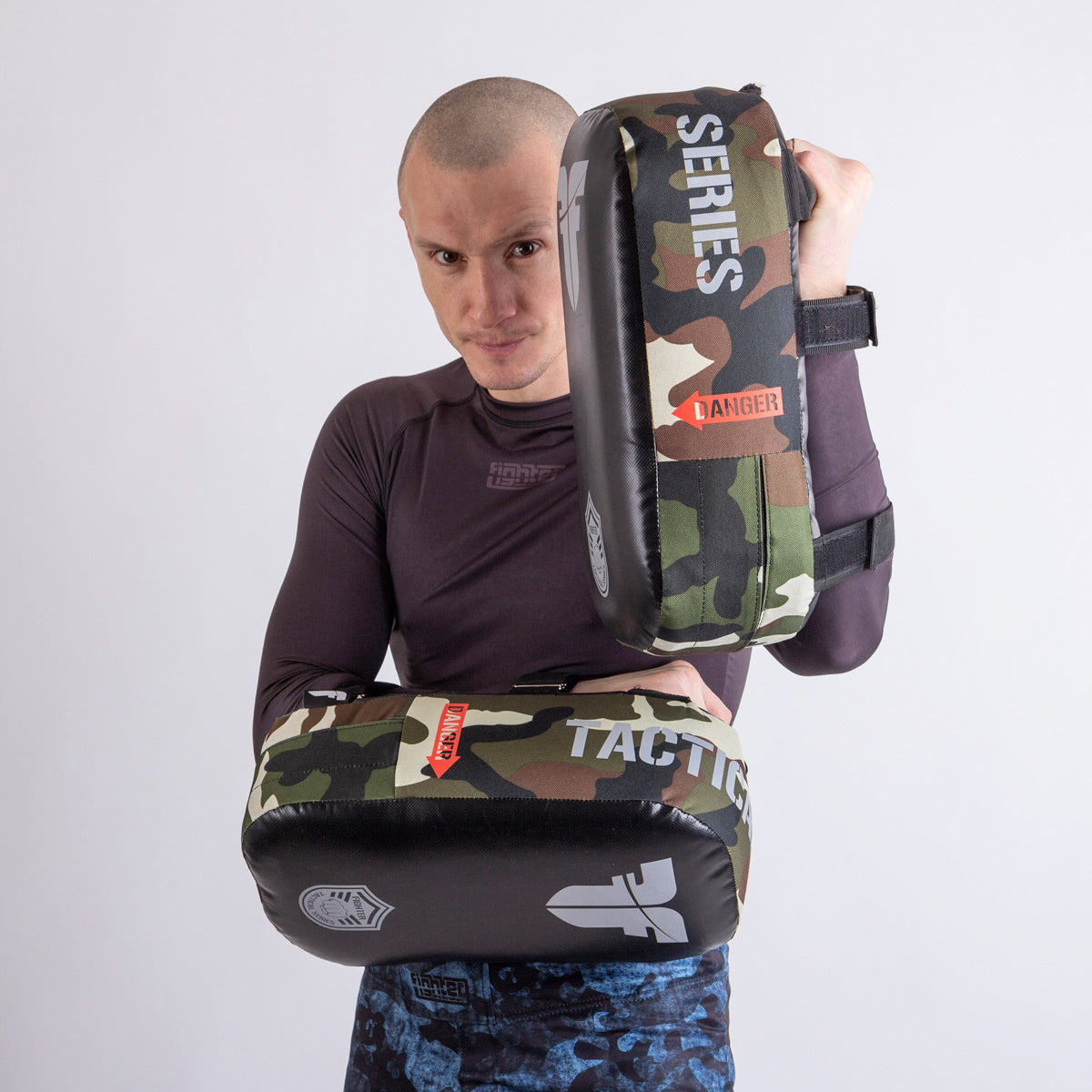 Fighter Thai Kick Shield MAXI - Série Tactique - Désert, F01602-TSD